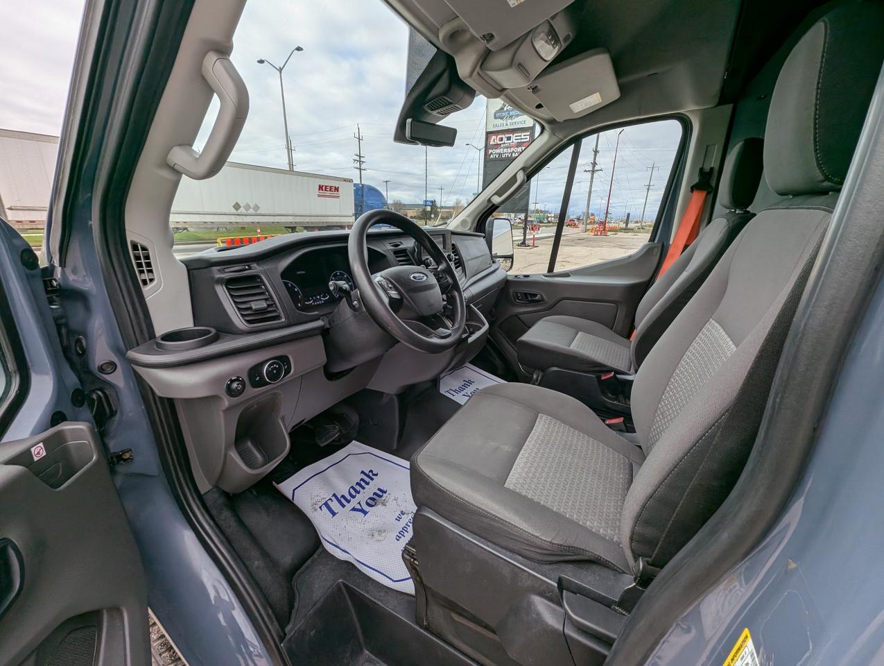 2020 Ford Transit Cargo Van T-250 High Roof | LOW KILOMETERS - Photo #9