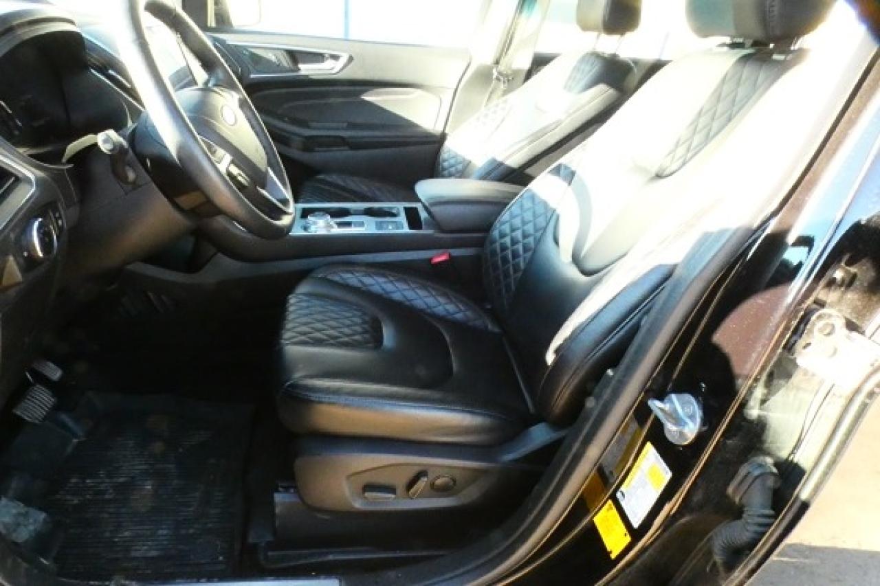 2024 Ford Edge Titanium AWD w/Htd Leather, pano S/R, BUC - Photo #11