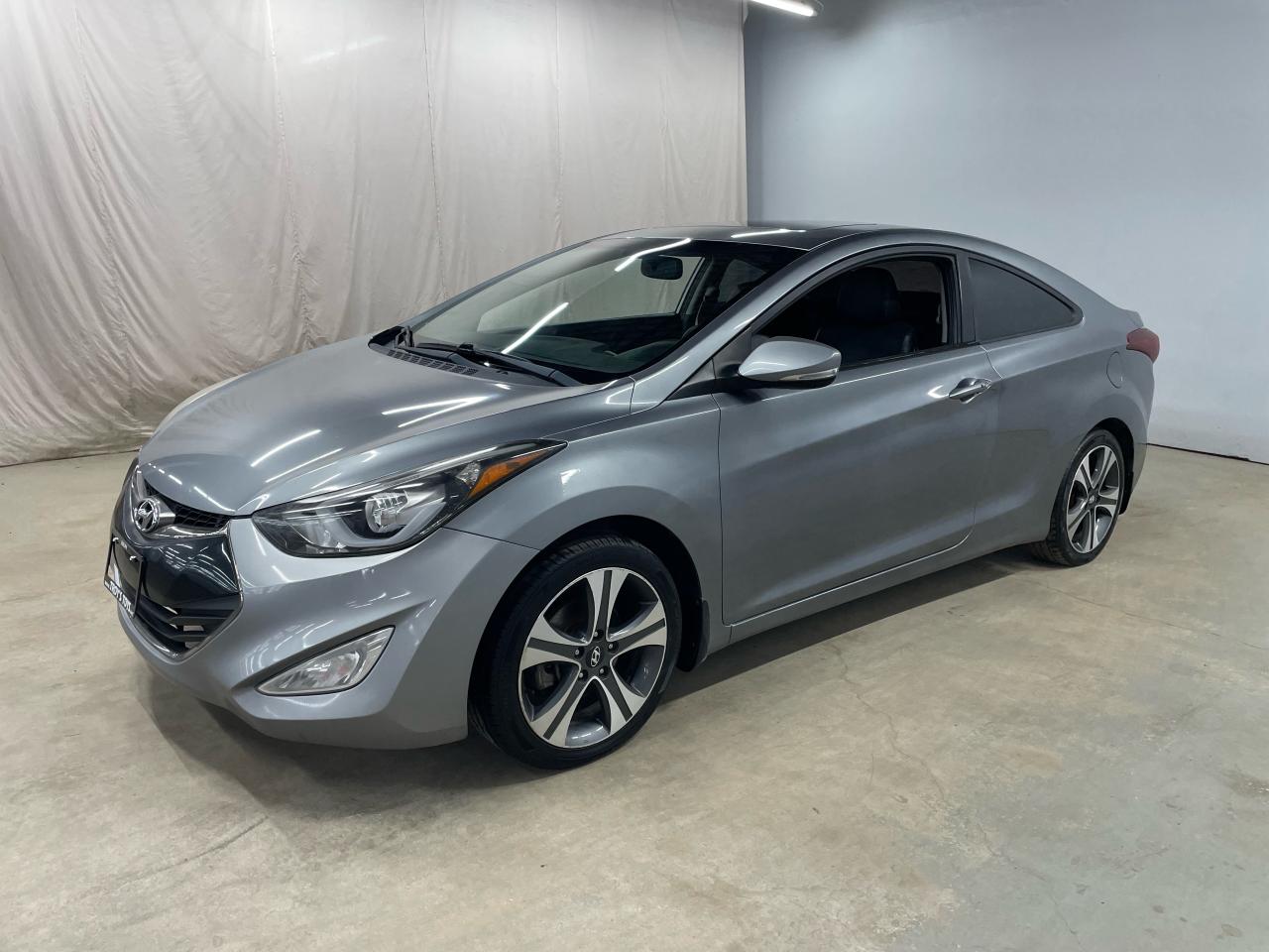 2014 Hyundai Elantra Coupe SE Photo3