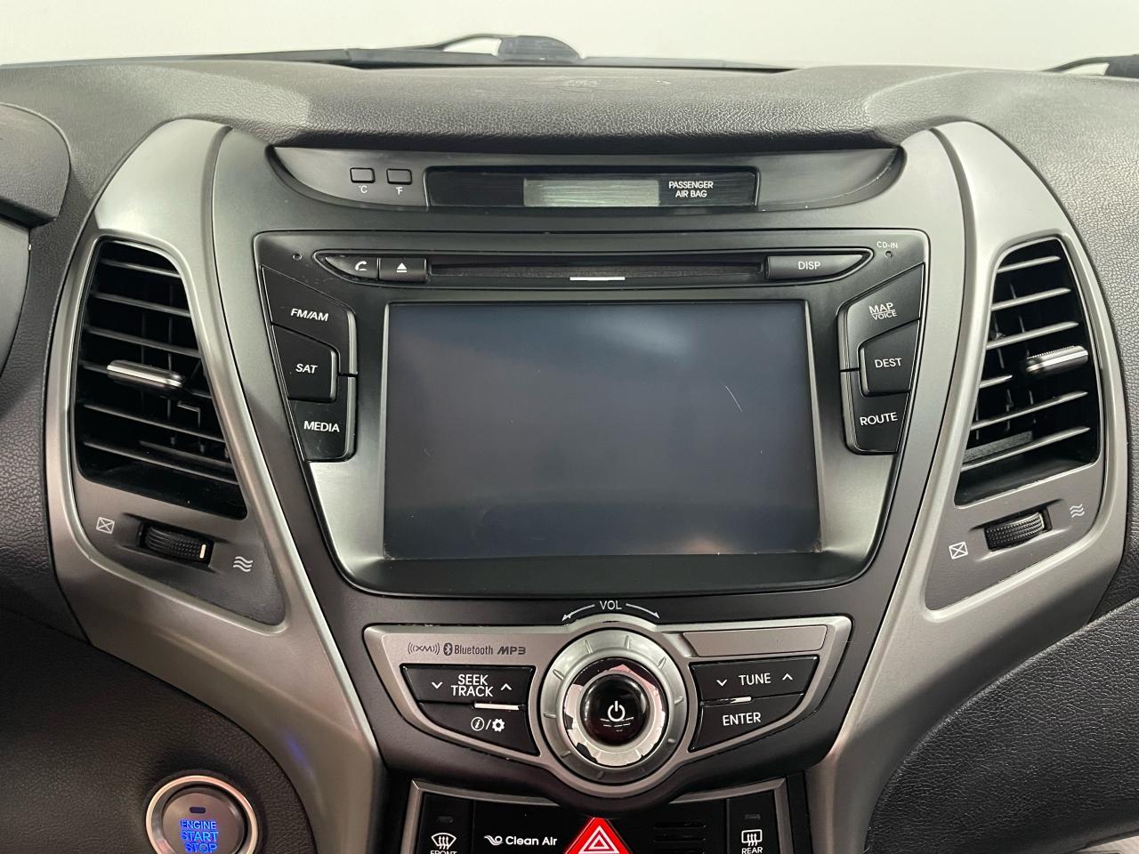 2014 Hyundai Elantra Coupe SE Photo17