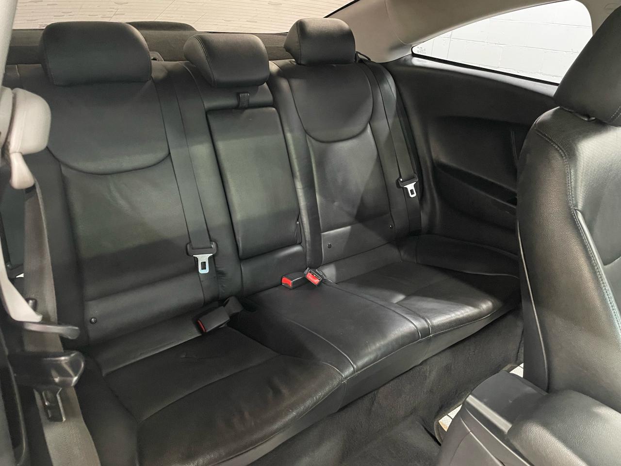 2014 Hyundai Elantra Coupe SE Photo8