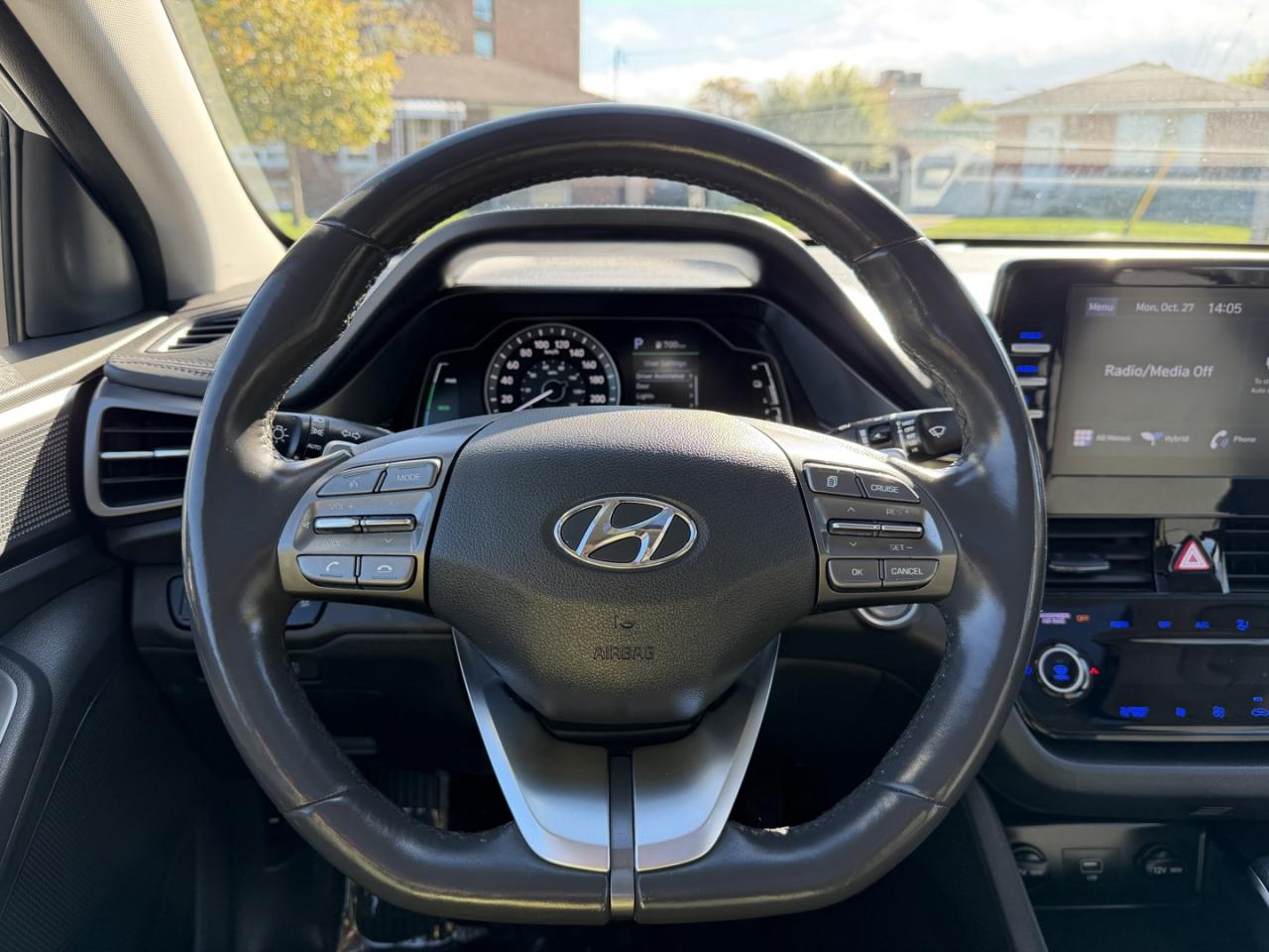 2022 Hyundai Ioniq Hybrid Preferred - Photo #13