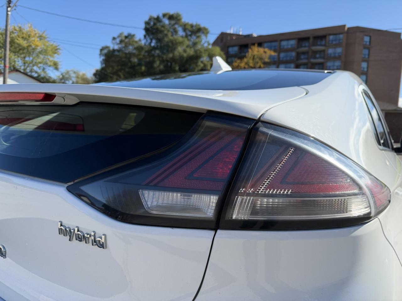 2022 Hyundai Ioniq Hybrid Preferred - Photo #27