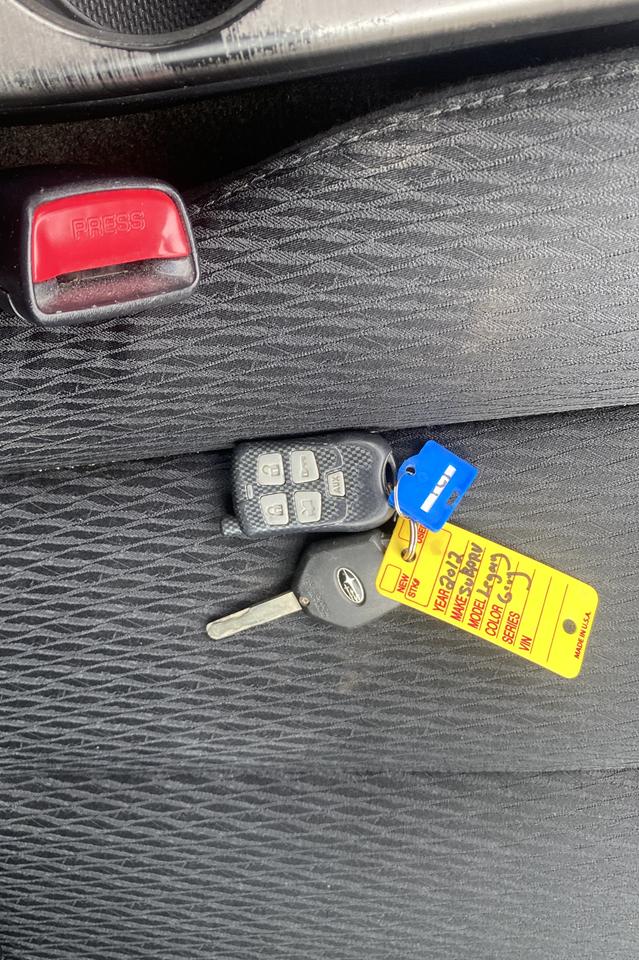 2012 Subaru Legacy 2.5i Premium Photo