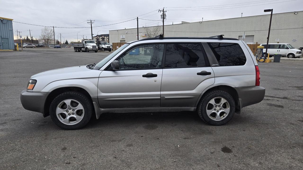 2004 Subaru Forester XS - Photo #2