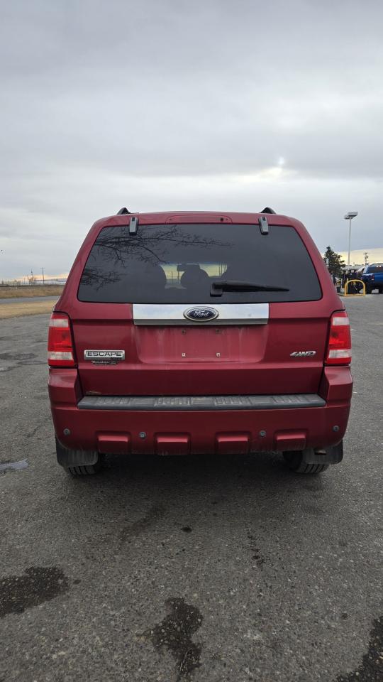 2009 Ford Escape Limited - Photo #3