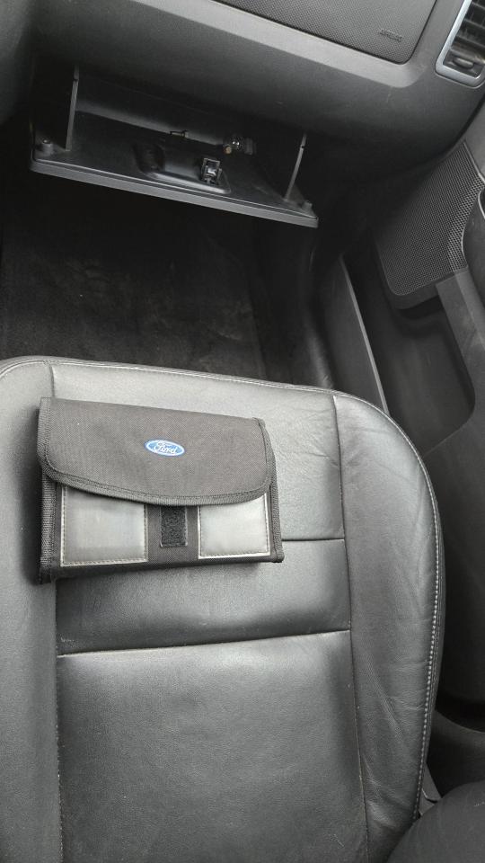 2009 Ford Escape Limited - Photo #14