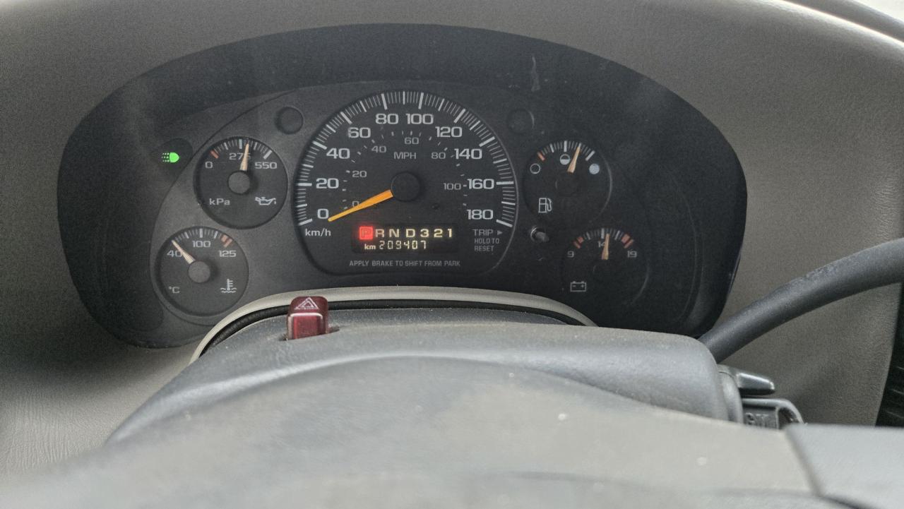 1998 GMC Safari Ext 111" WB RWD - Photo #10