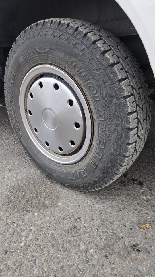 1998 GMC Safari Ext 111" WB RWD - Photo #14