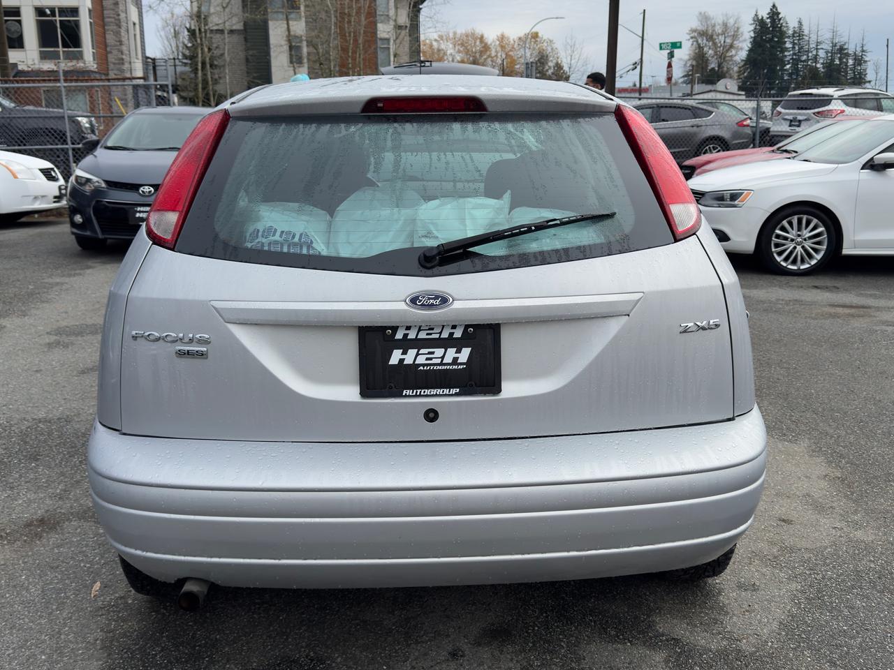 2005 Ford Focus SES FINANCING AVAILABLE Photo6