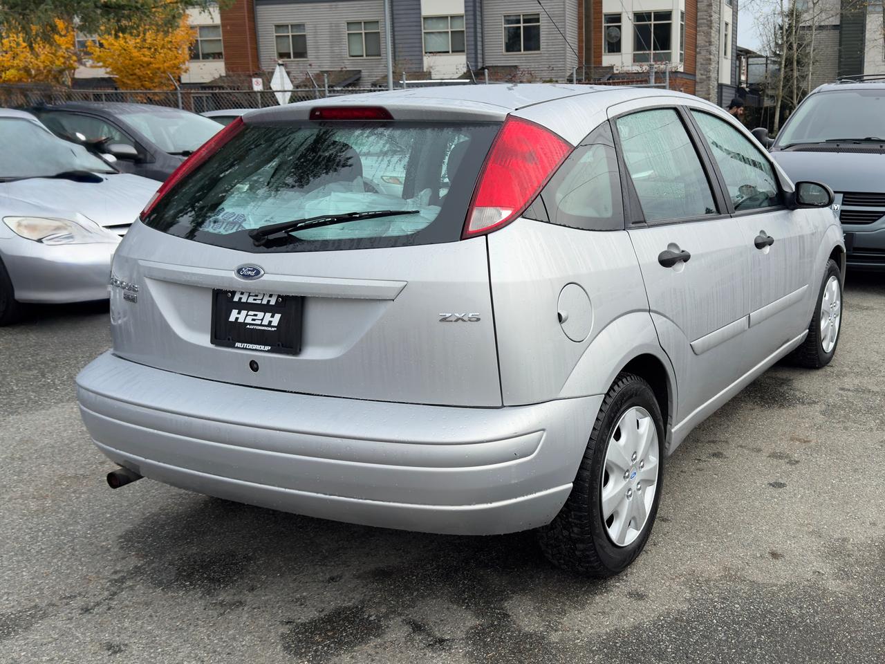 2005 Ford Focus SES FINANCING AVAILABLE Photo5