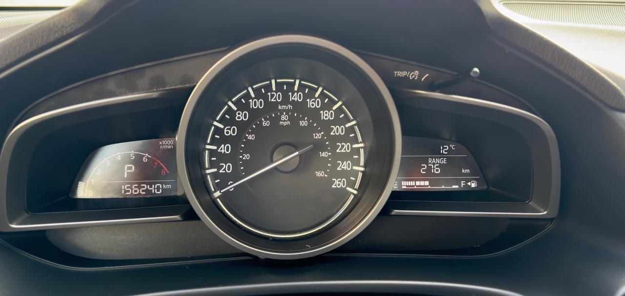 2018 Mazda MAZDA3 GX FINANCING AVAILABLE Photo11