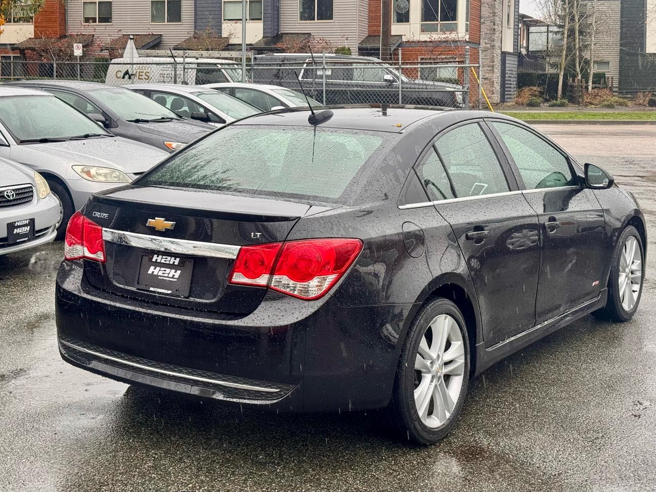 2015 Chevrolet Cruze 2LT FINANCING AVAILABLE Photo5