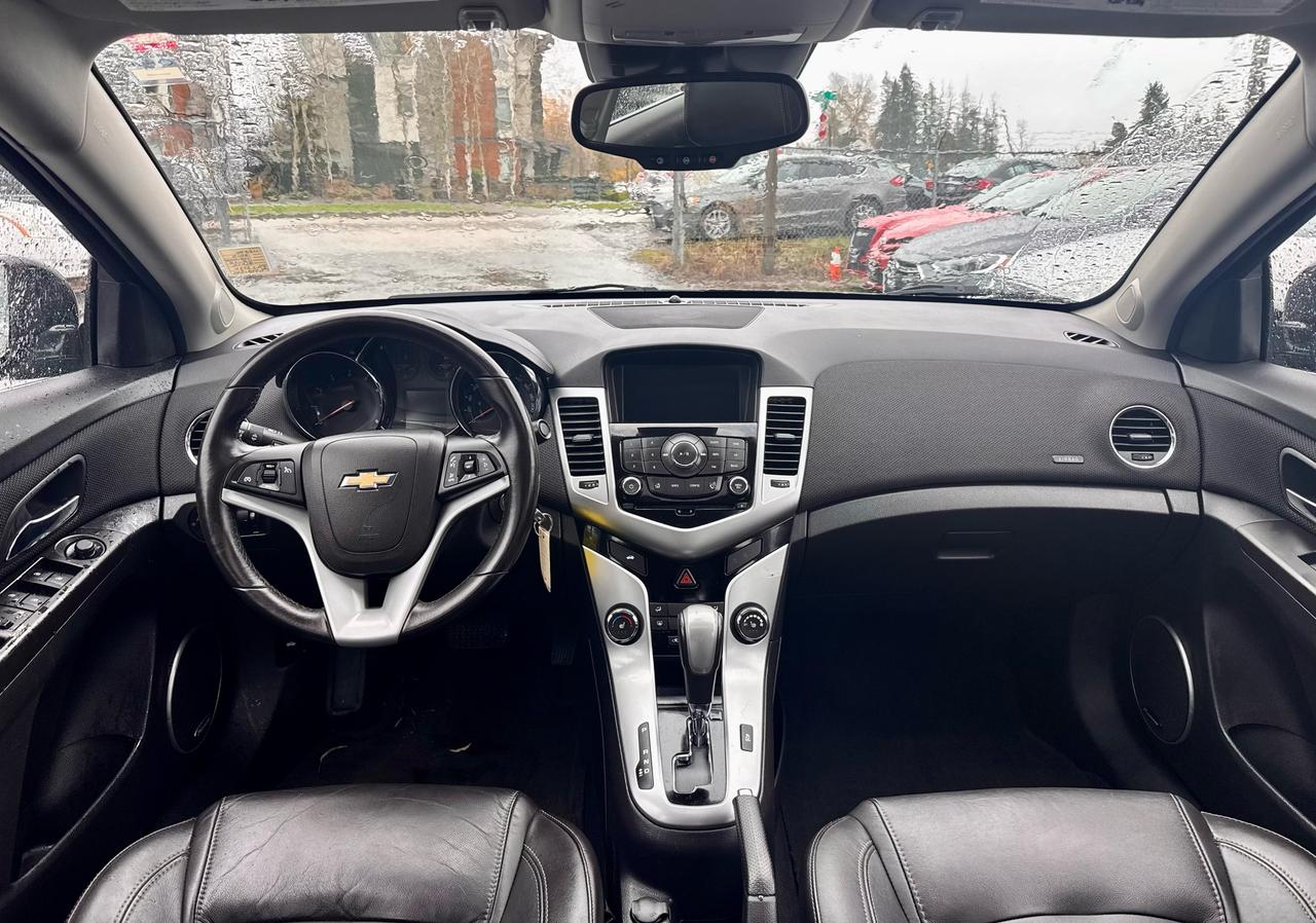 2015 Chevrolet Cruze 2LT FINANCING AVAILABLE Photo10