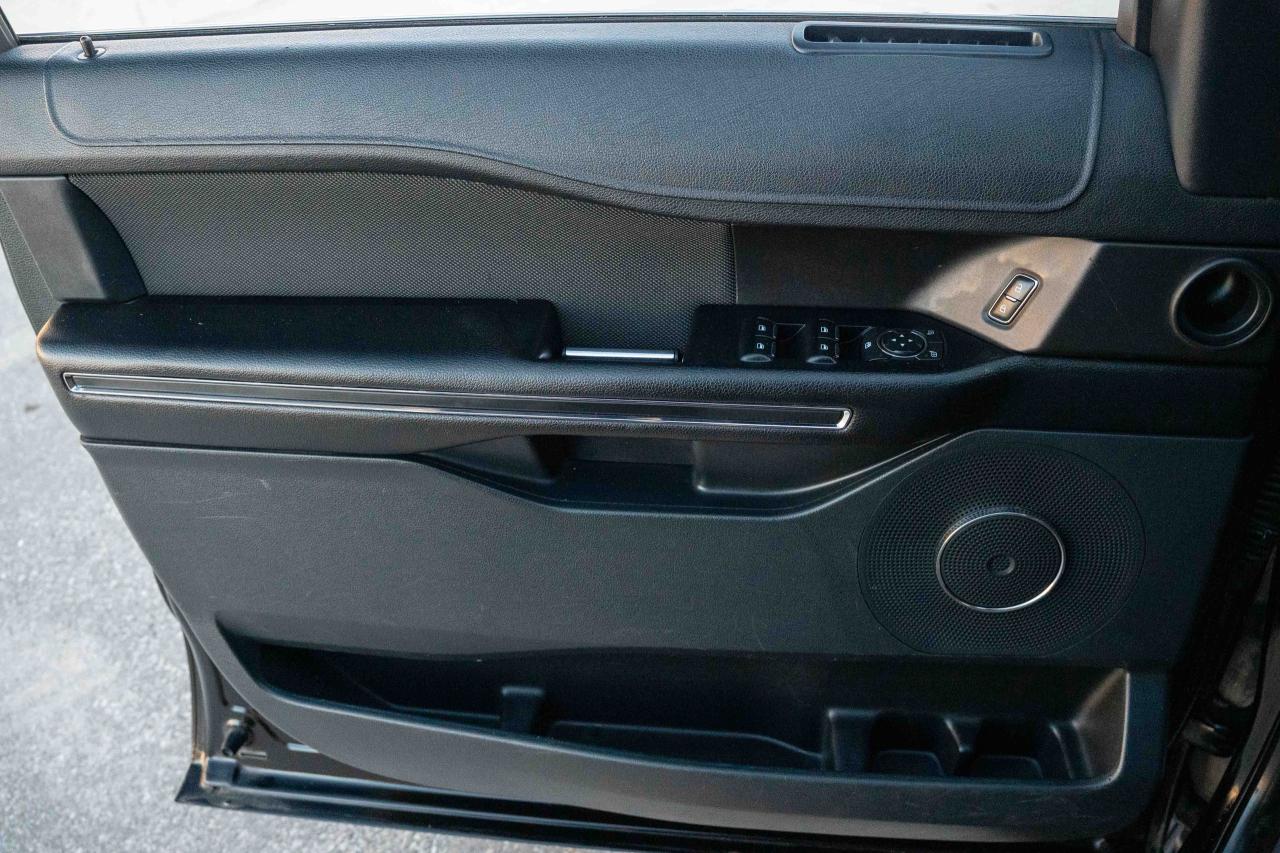 2018 Ford Expedition XL 4WD - Photo #25