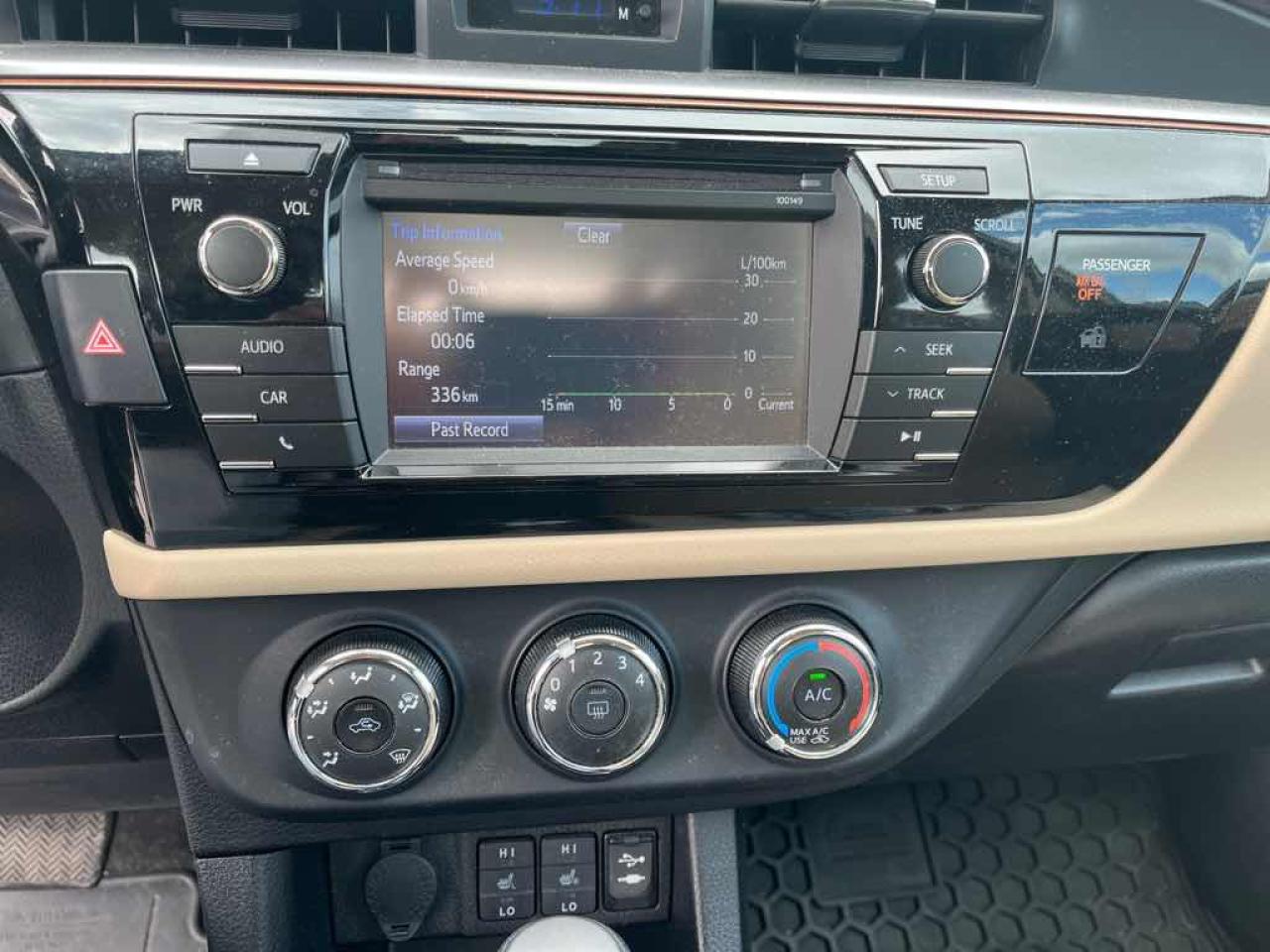 2015 Toyota Corolla LE - Photo #22