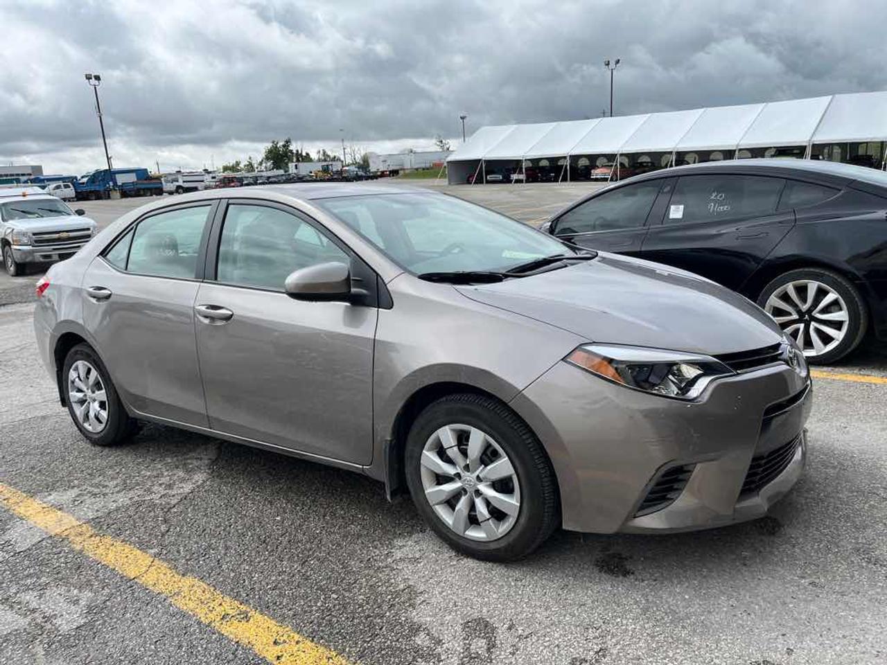 2015 Toyota Corolla LE Photo