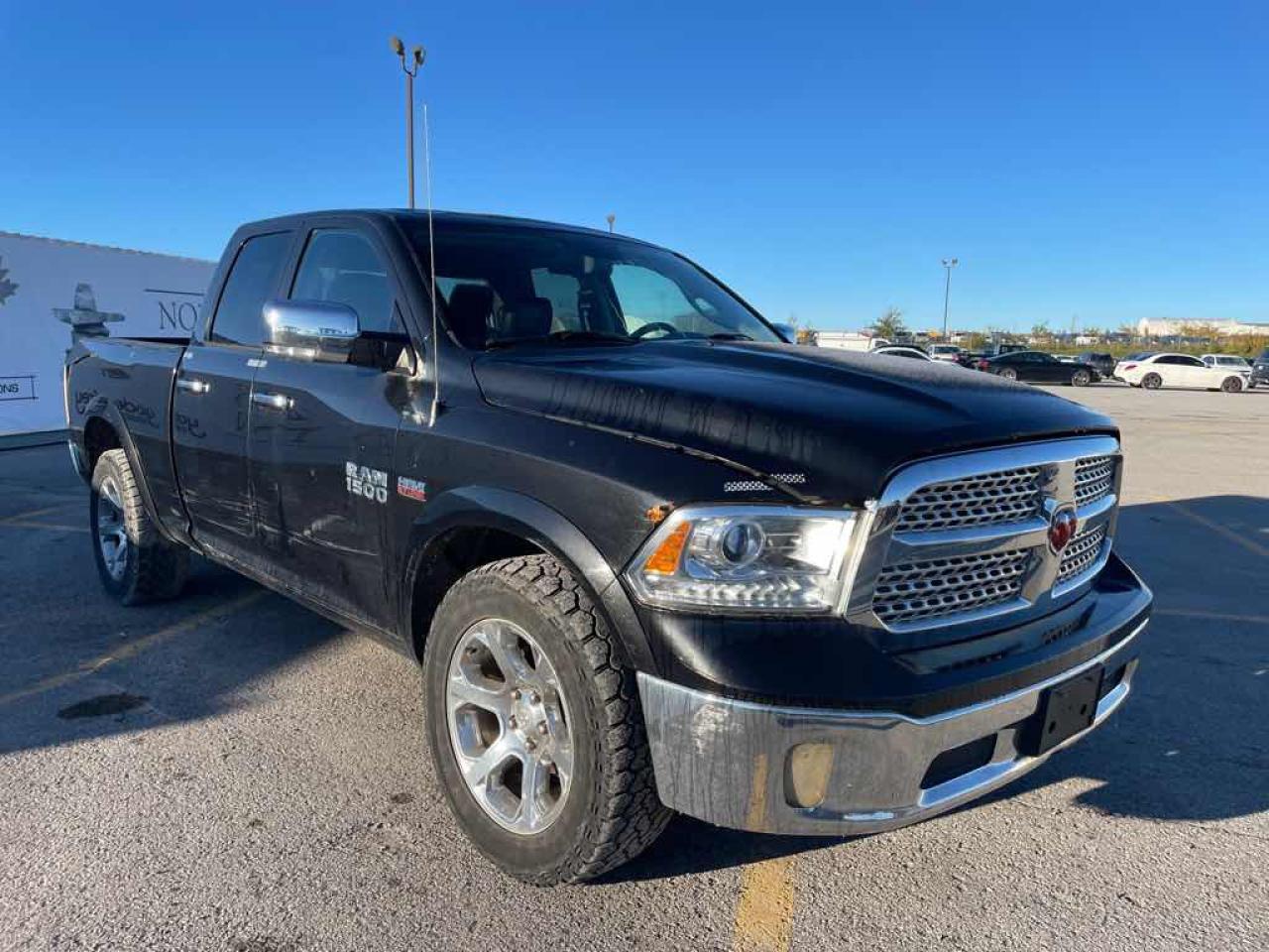 2016 RAM 1500 Laramie Photo2