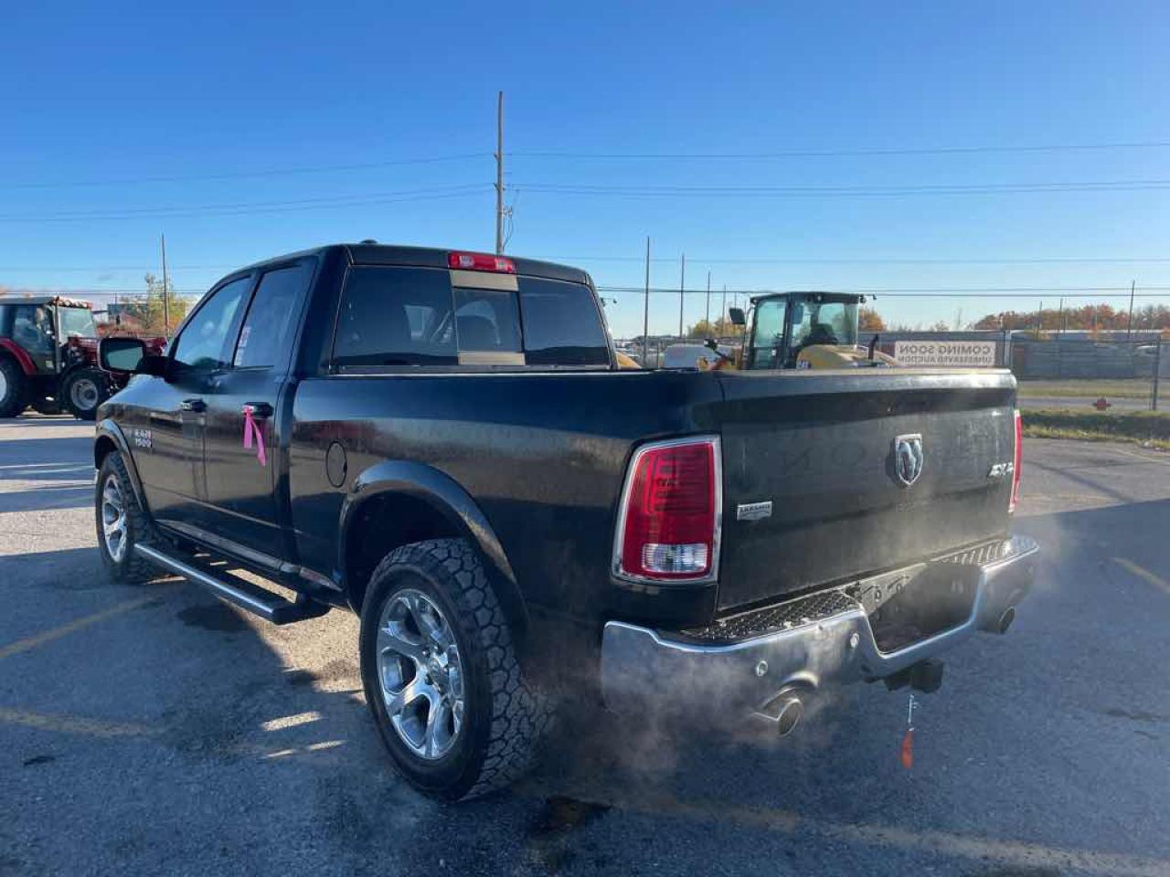 2016 RAM 1500 Laramie - Photo #6