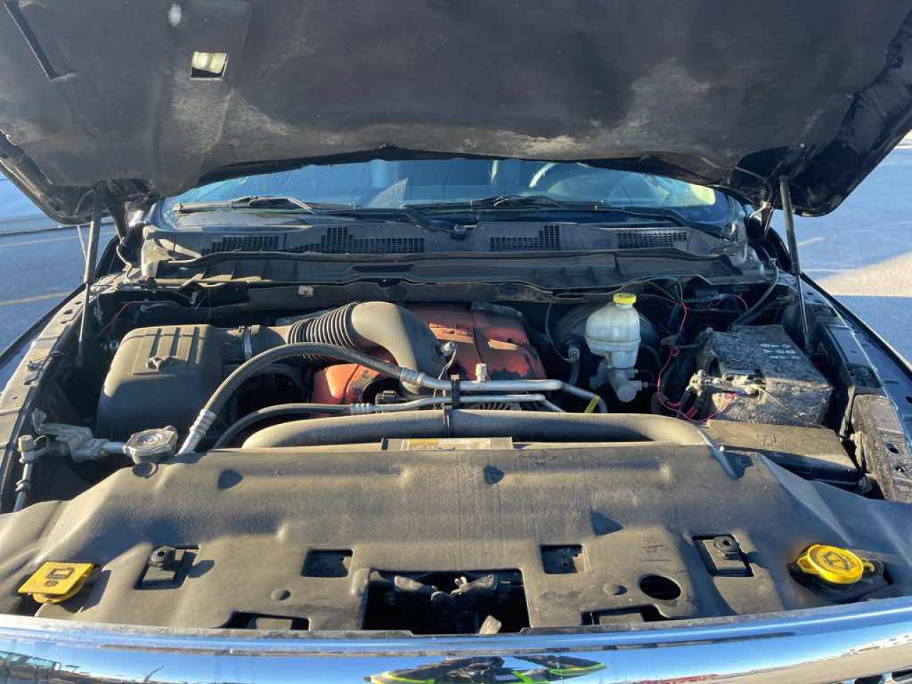 2016 RAM 1500 Laramie - Photo #7