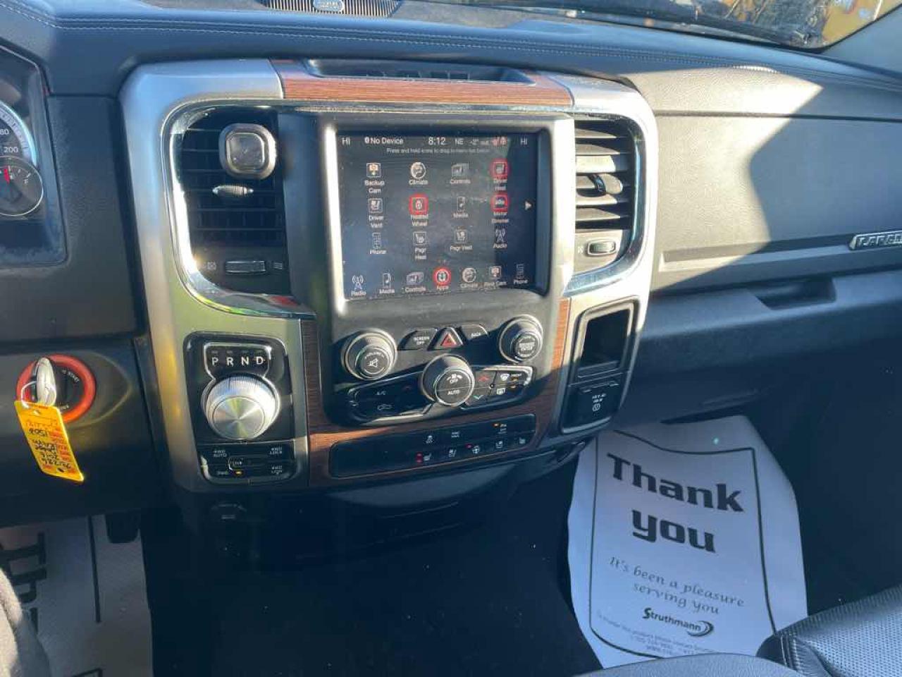 2016 RAM 1500 Laramie - Photo #10