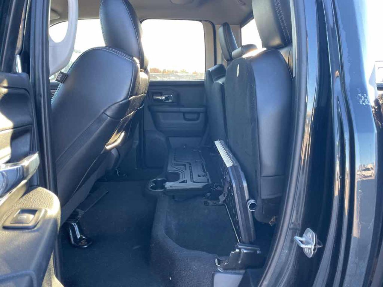 2016 RAM 1500 Laramie - Photo #12