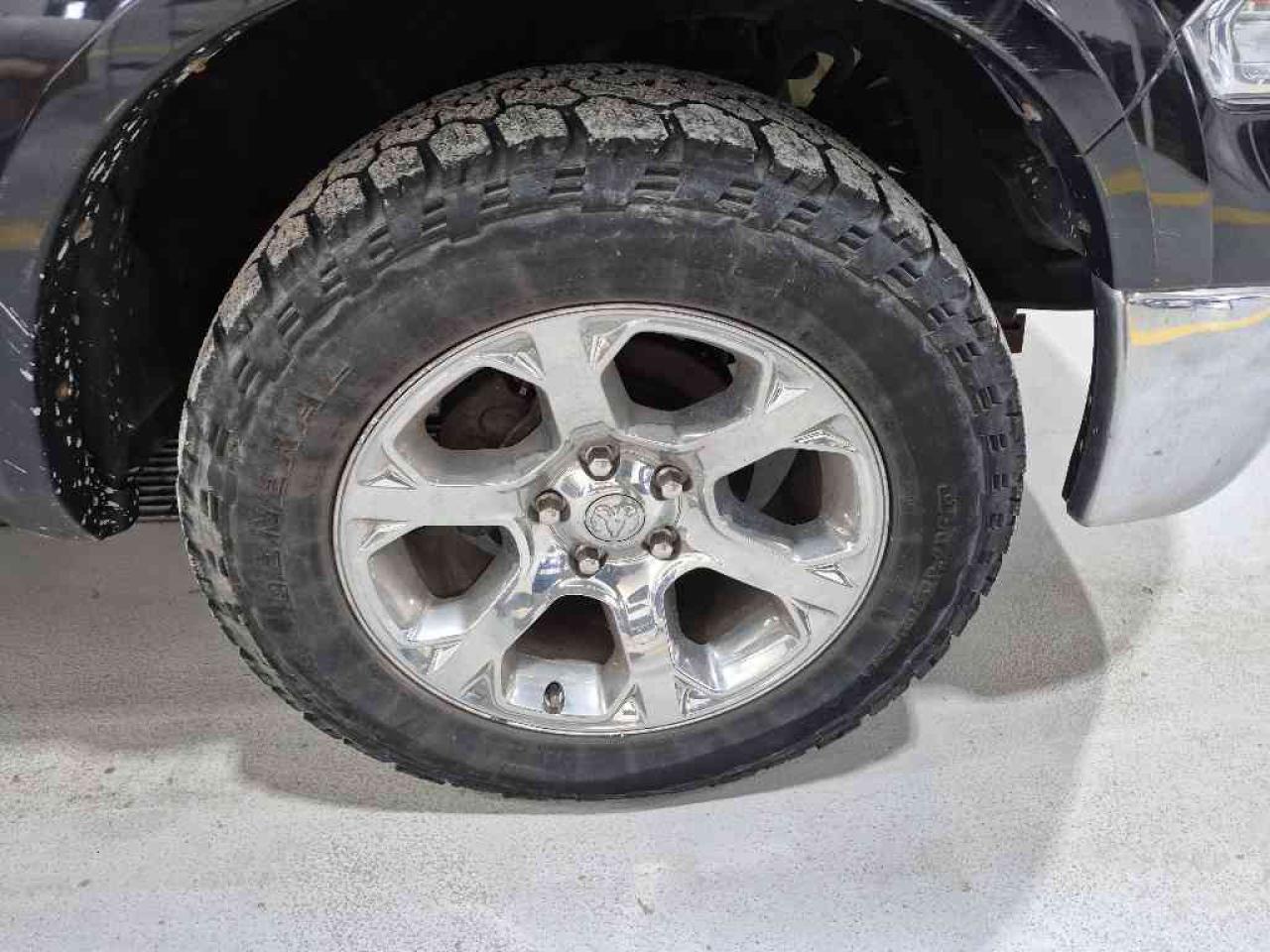 2016 RAM 1500 Laramie - Photo #23