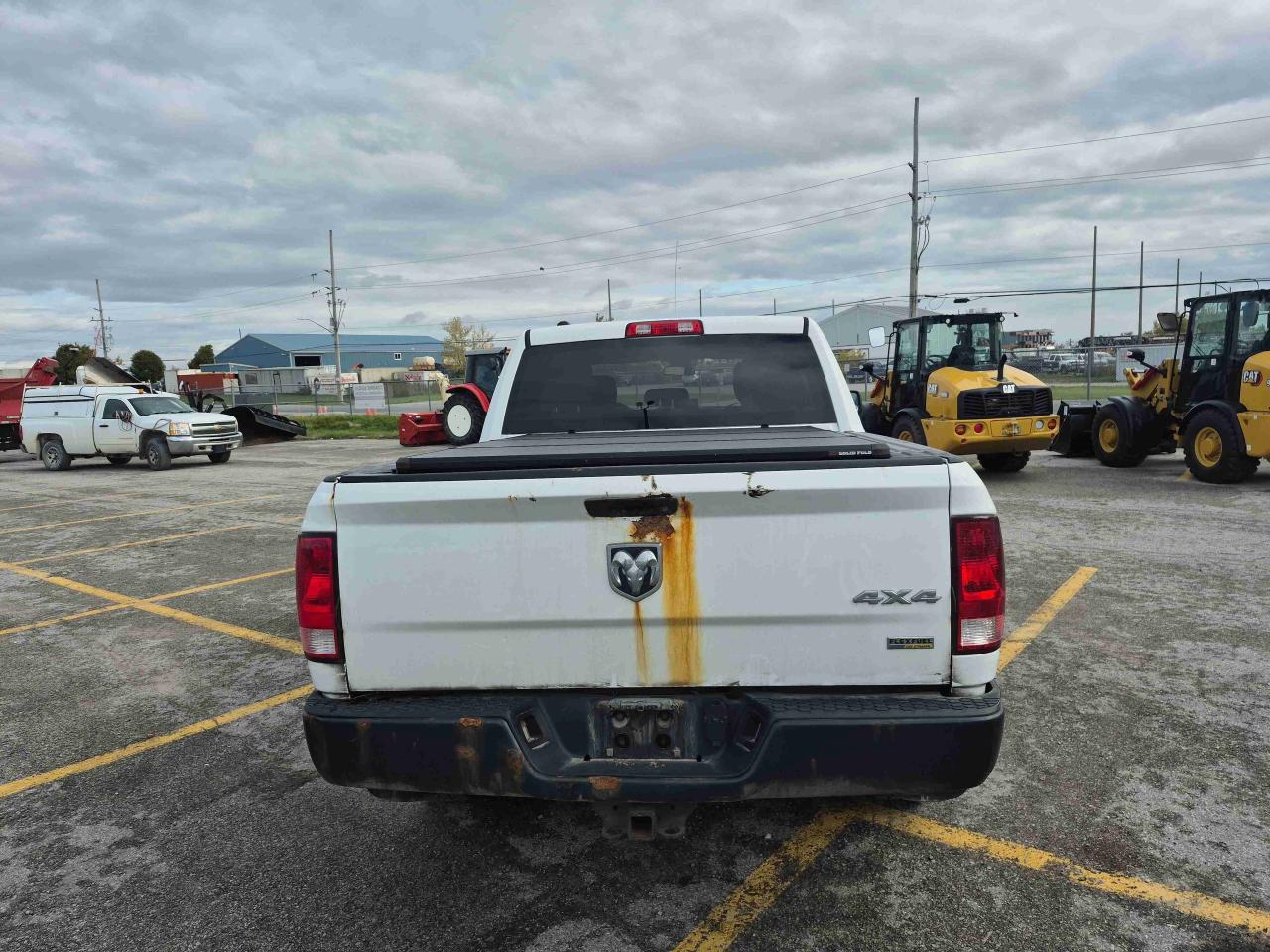 2014 RAM 1500 ST - Photo #5