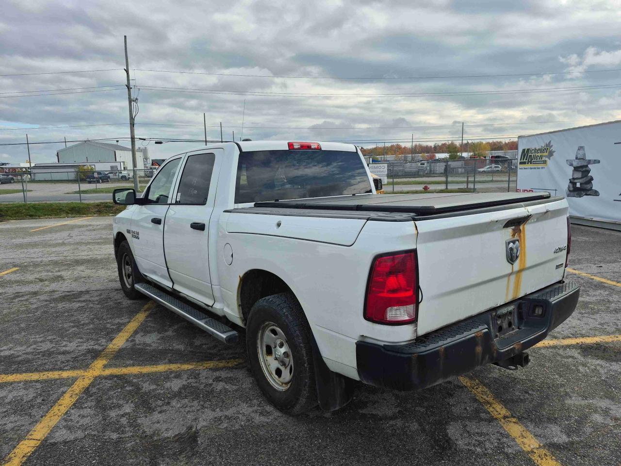 2014 RAM 1500 ST - Photo #6