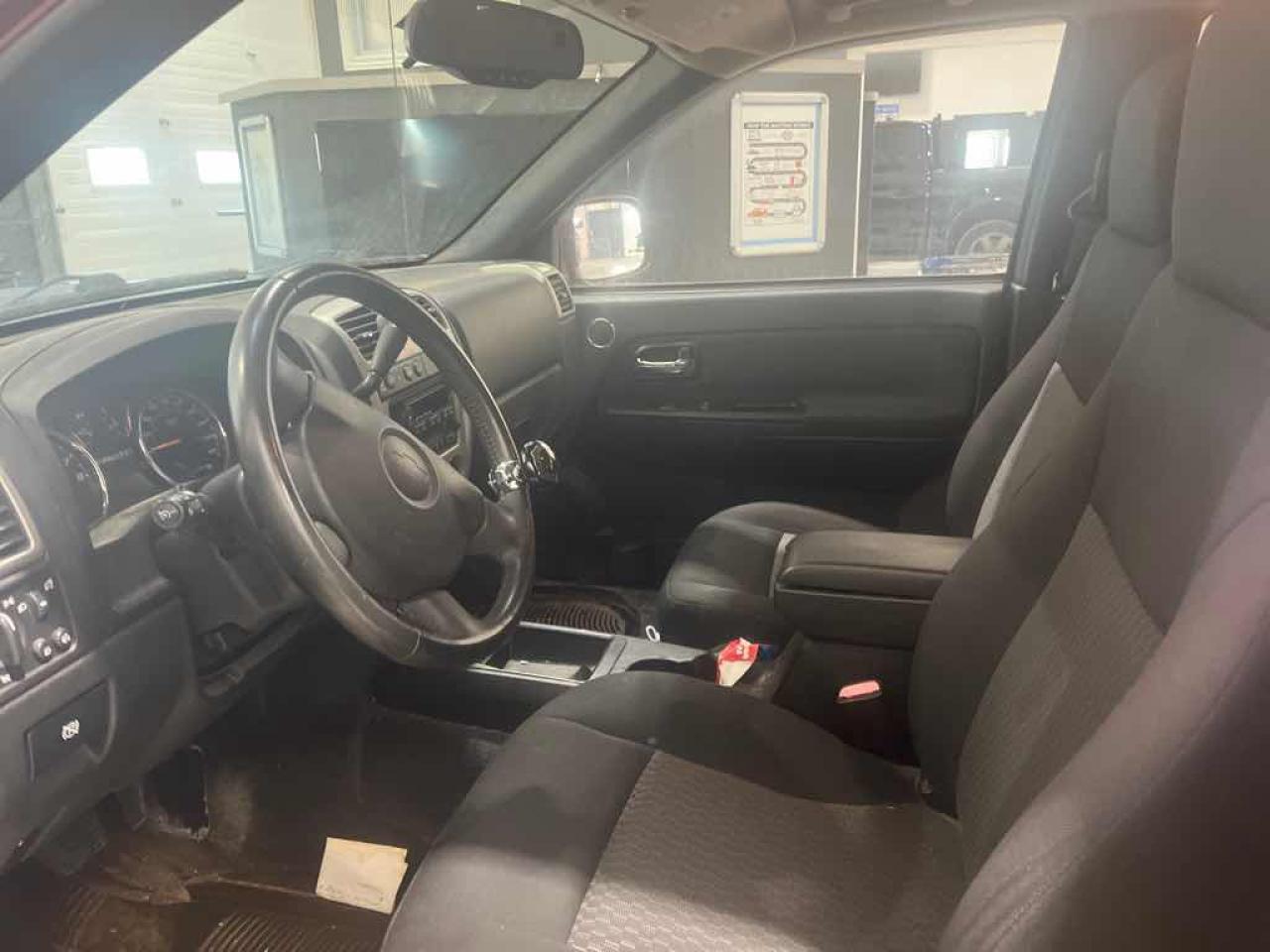 2009 Chevrolet Colorado  Photo2