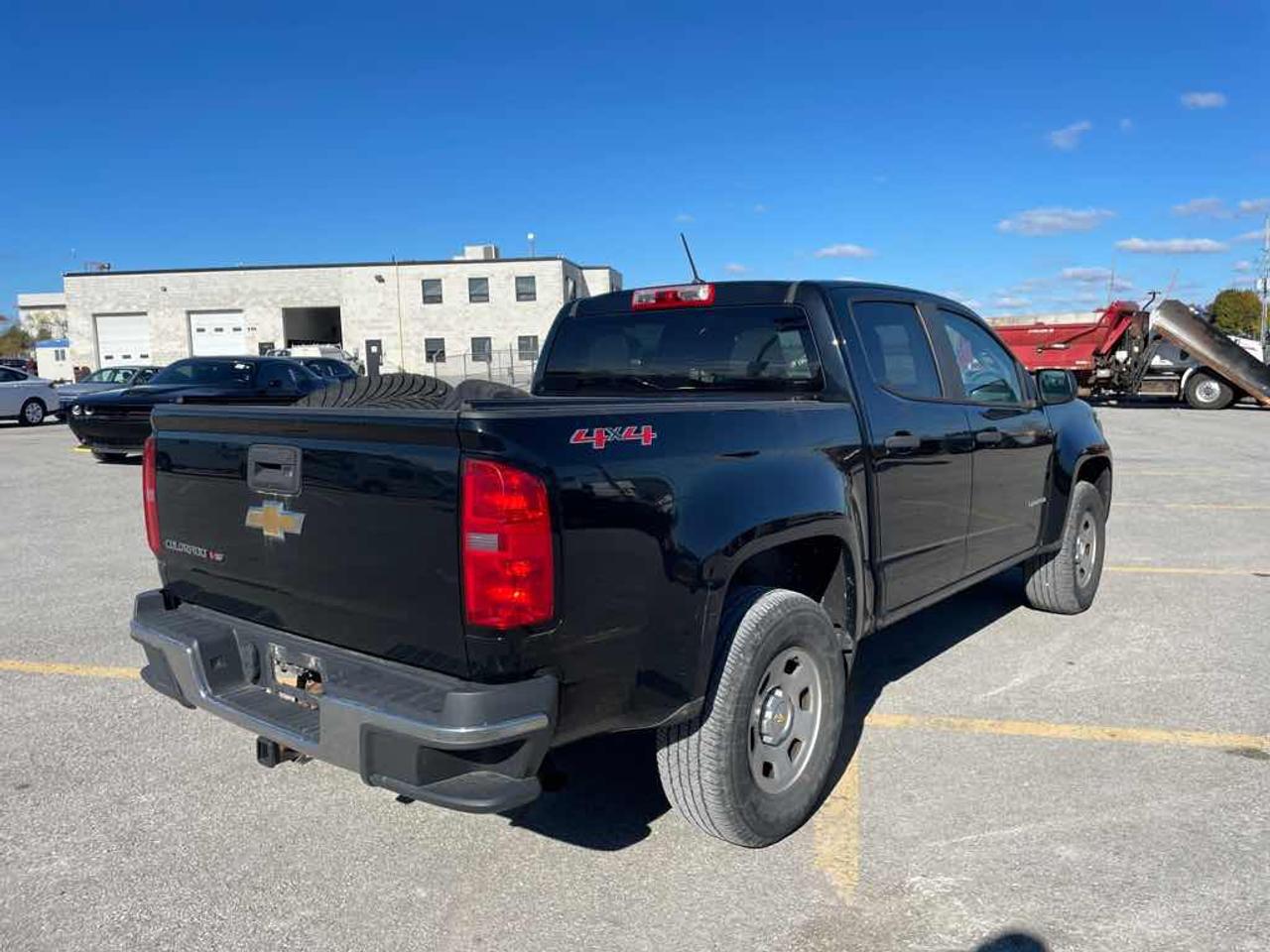 2018 Chevrolet Colorado  Photo3