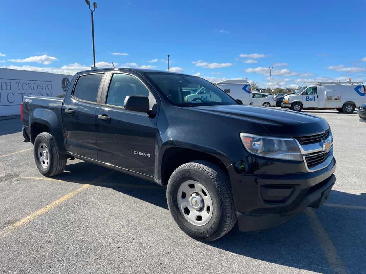 2018 Chevrolet Colorado  Photo2