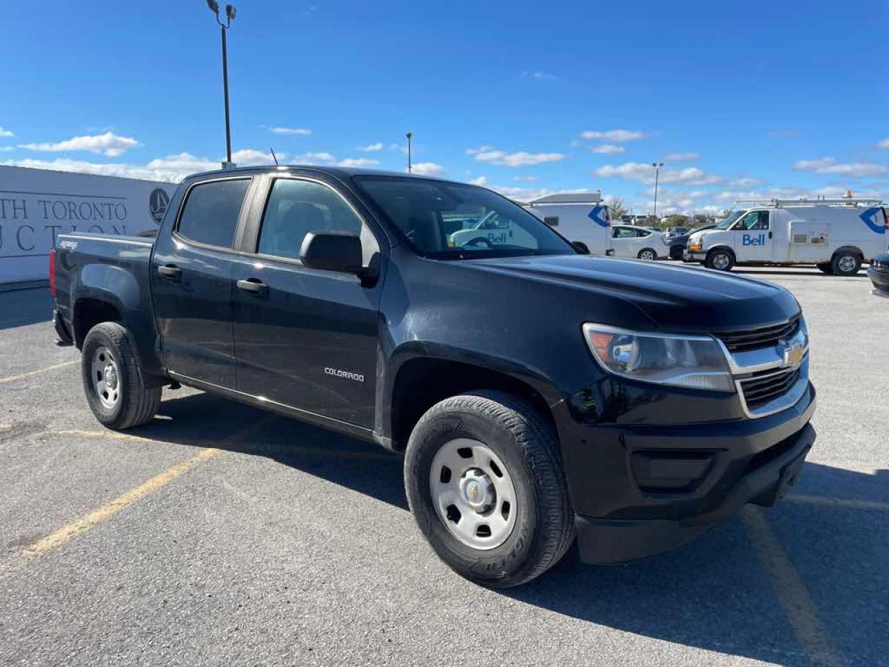 2018 Chevrolet Colorado  - Photo #3
