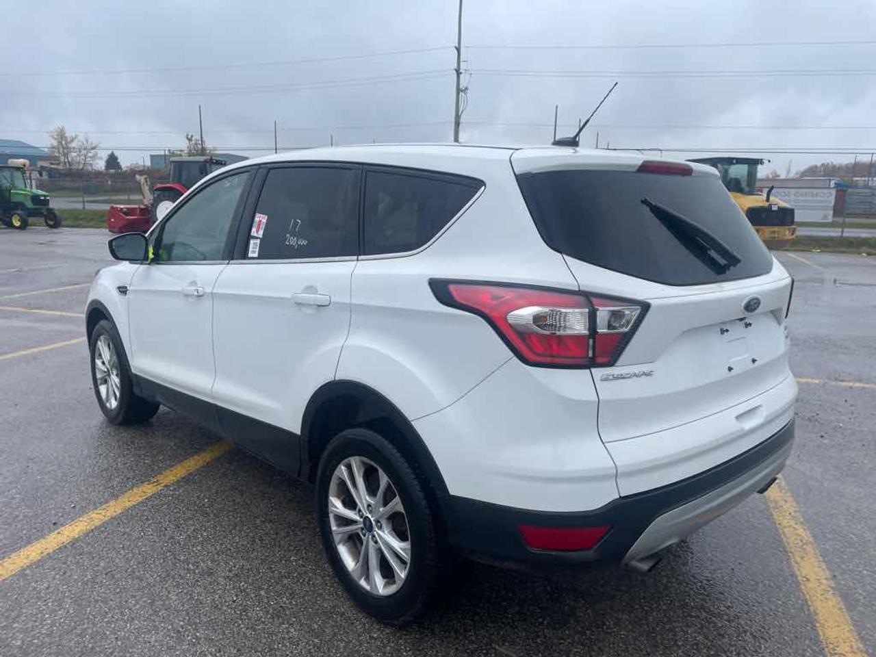 2017 Ford Escape SE Photo