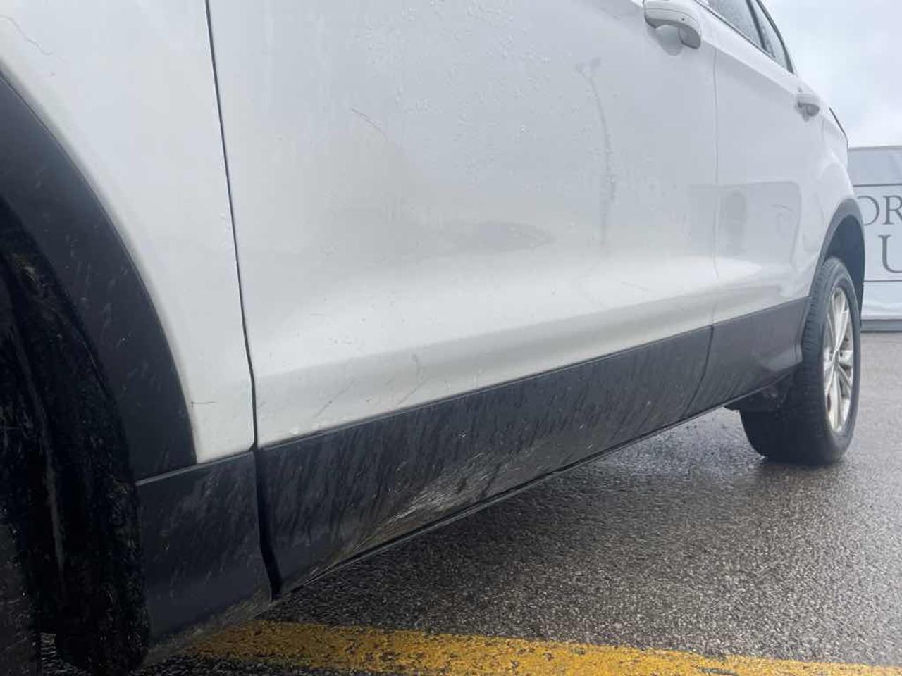 2017 Ford Escape SE Photo
