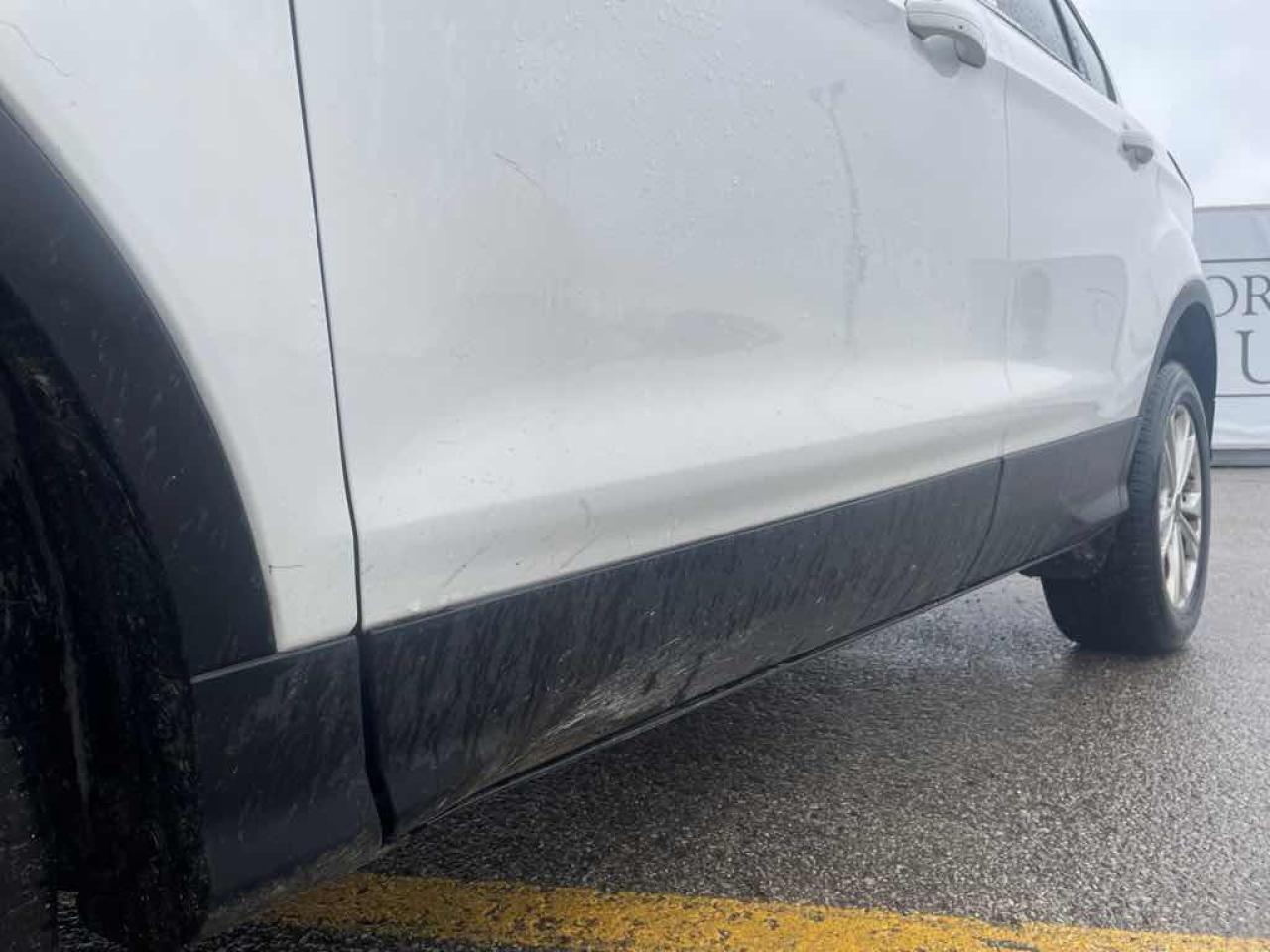 2017 Ford Escape SE Photo