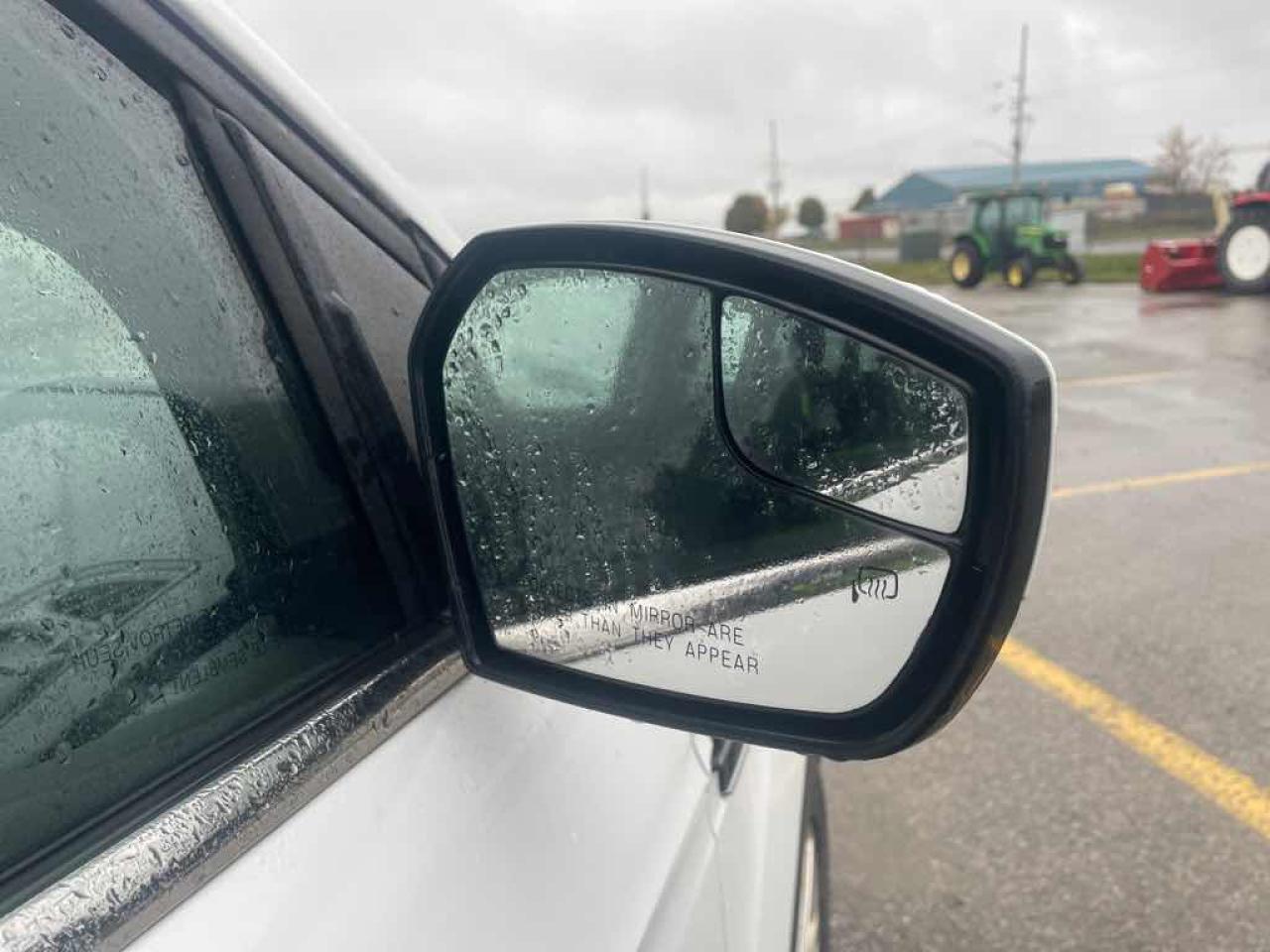 2017 Ford Escape SE - Photo #26