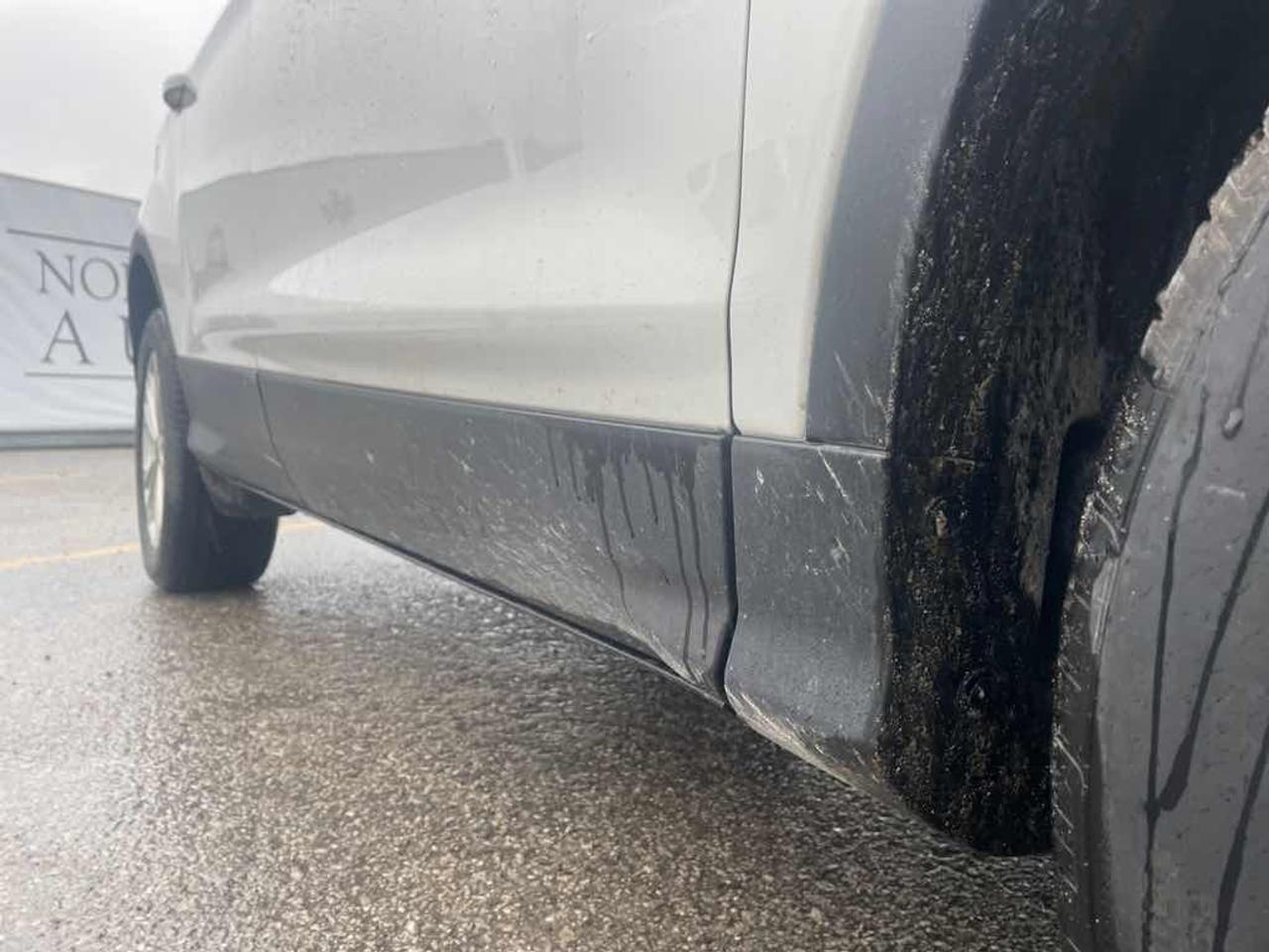 2017 Ford Escape SE Photo