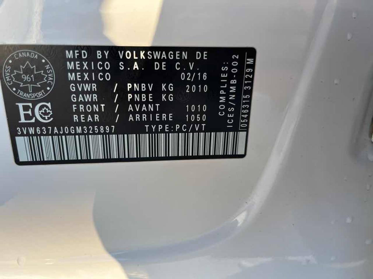 2016 Volkswagen Jetta Hybrid Photo