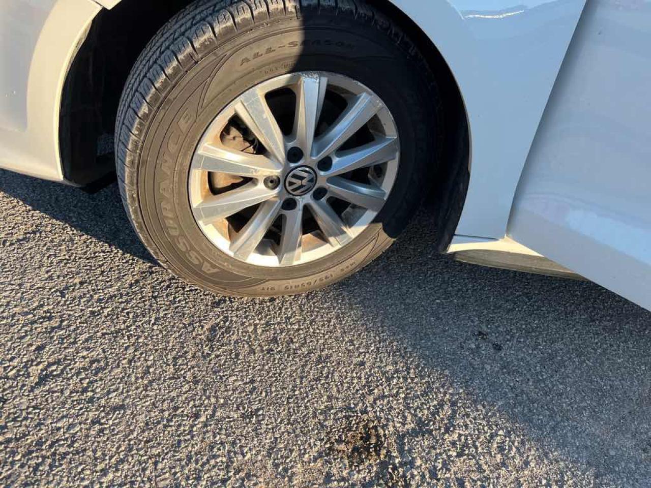 2016 Volkswagen Jetta Hybrid - Photo #17