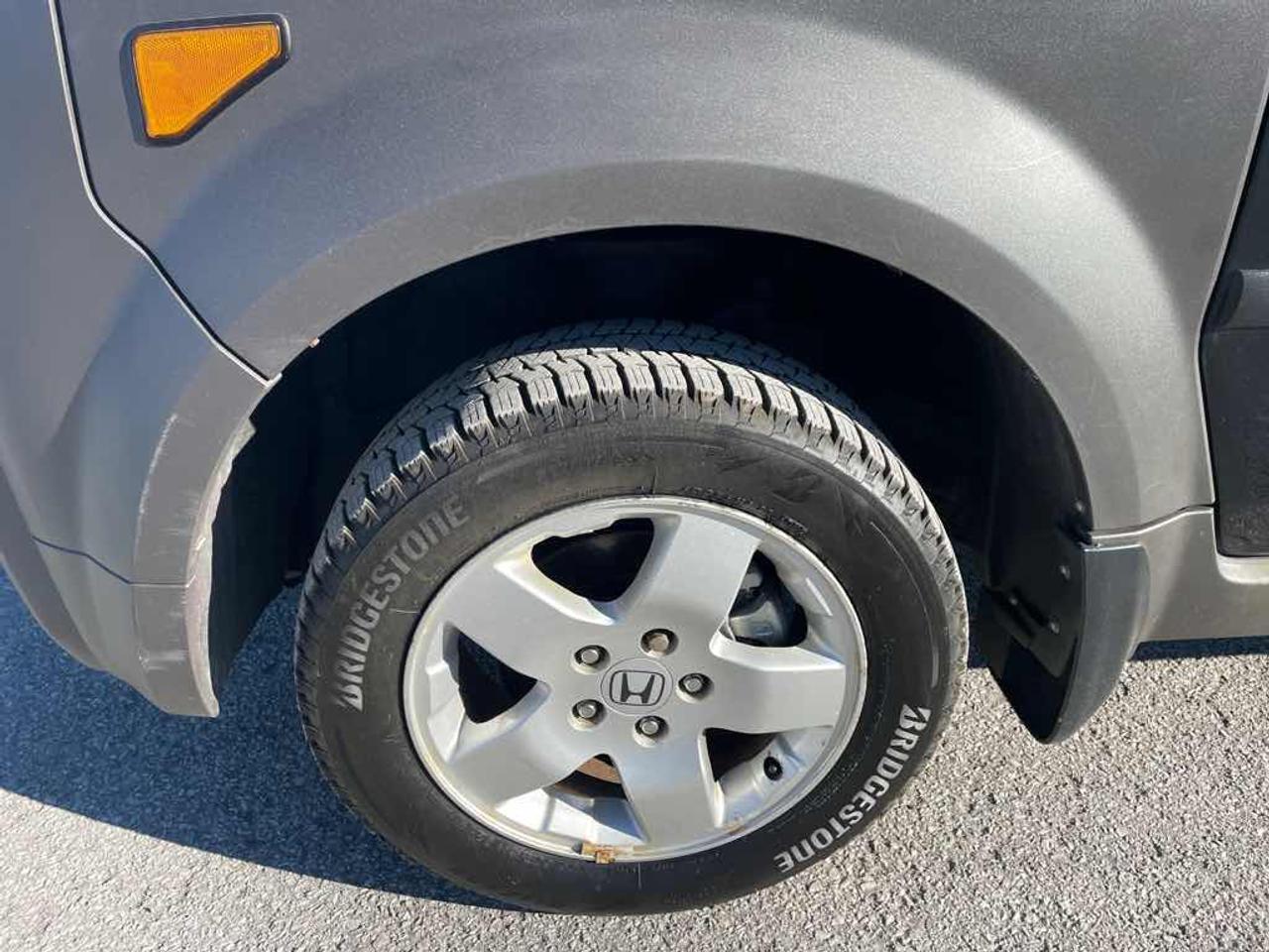 2003 Honda Element EX Photo