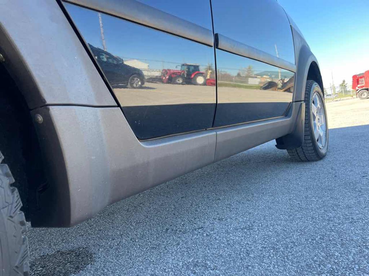 2003 Honda Element EX Photo