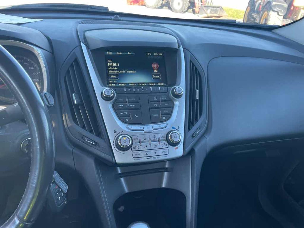 2013 Chevrolet Equinox LT Photo