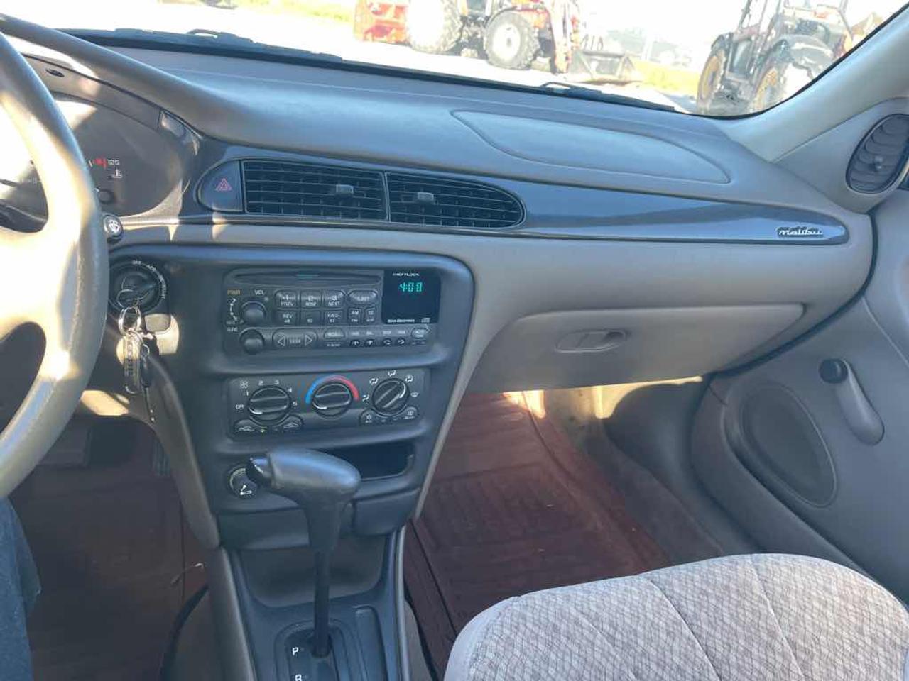 2000 Chevrolet Malibu  Photo
