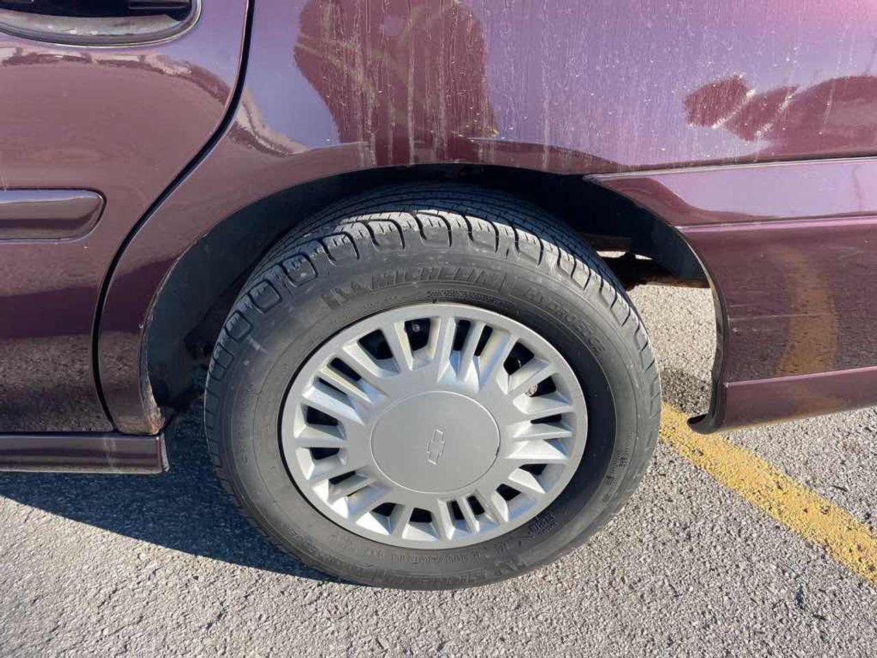 2000 Chevrolet Malibu  Photo