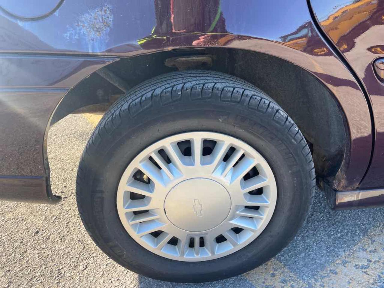 2000 Chevrolet Malibu  Photo