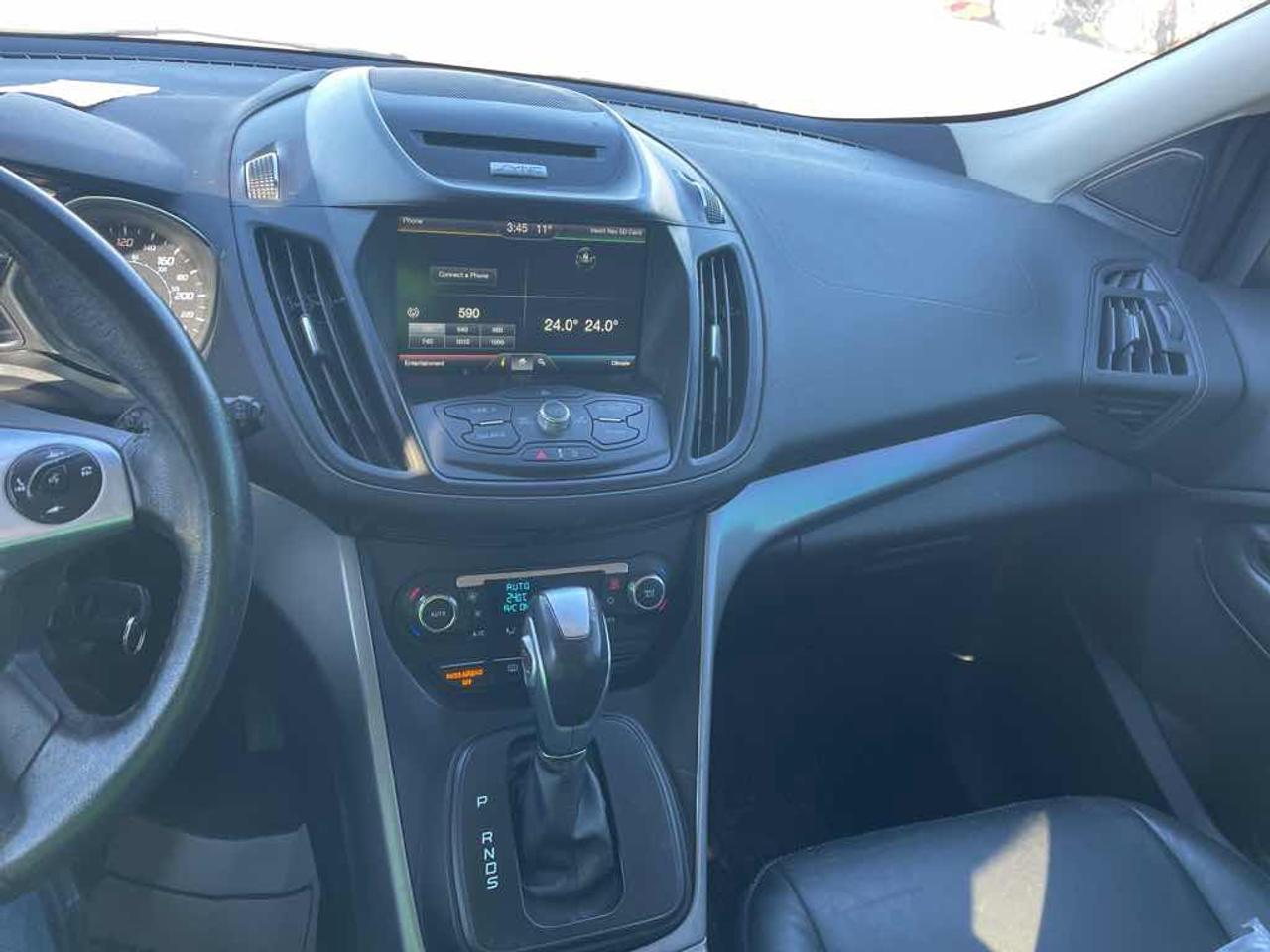 2015 Ford Escape SE Photo