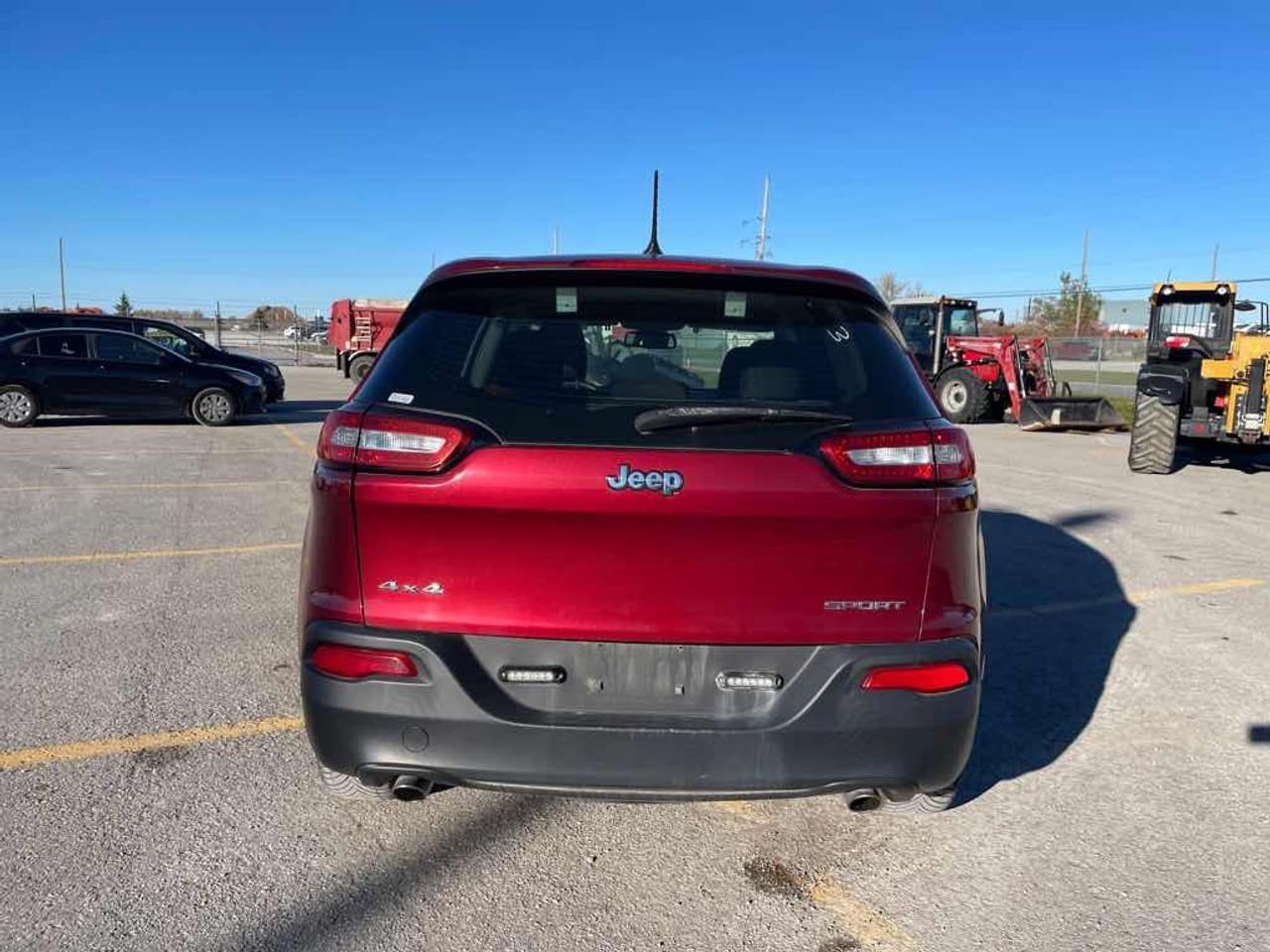 2014 Jeep Cherokee Sport Photo