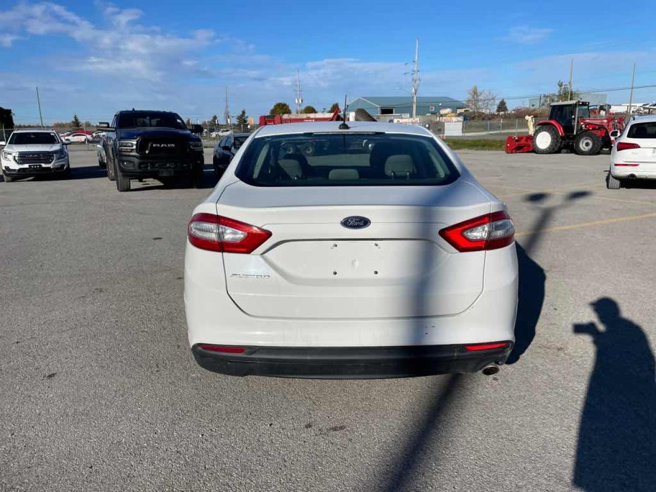 2013 Ford Fusion S Photo4