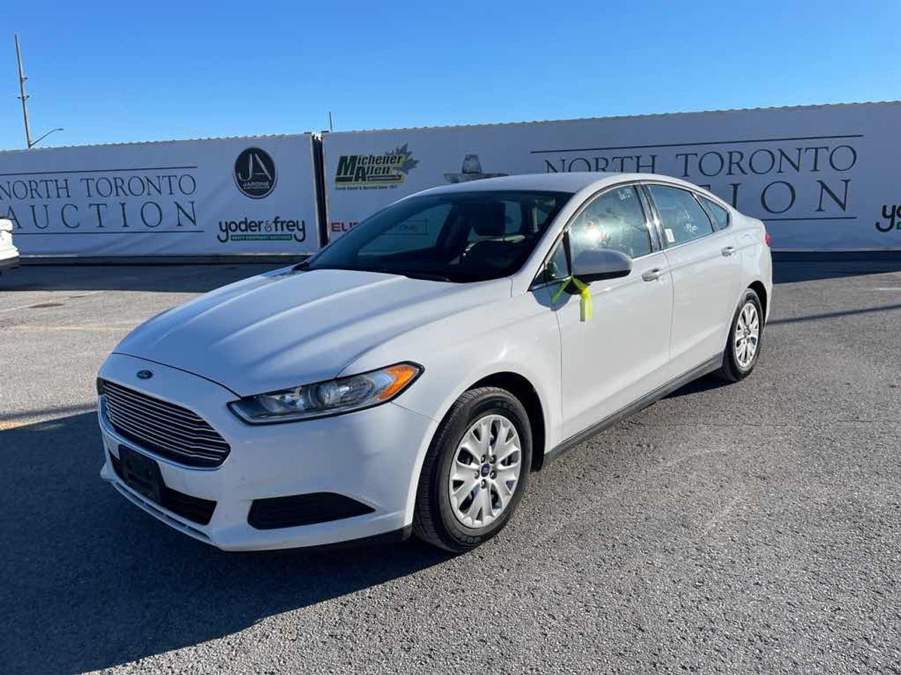 2013 Ford Fusion S - Photo #1
